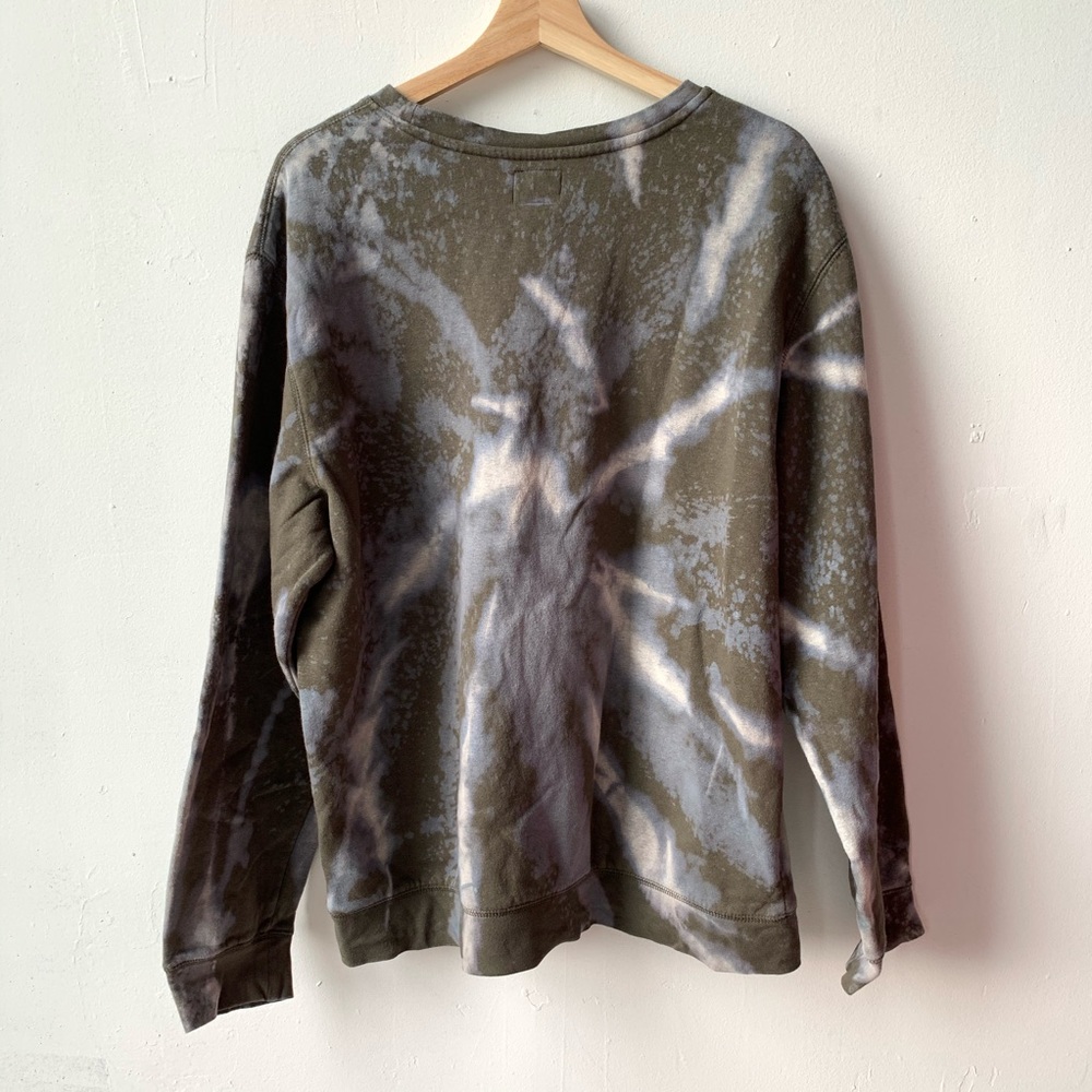 Custom bleached tie dyed crewneck sweatshirt L - Picture 5 of 6